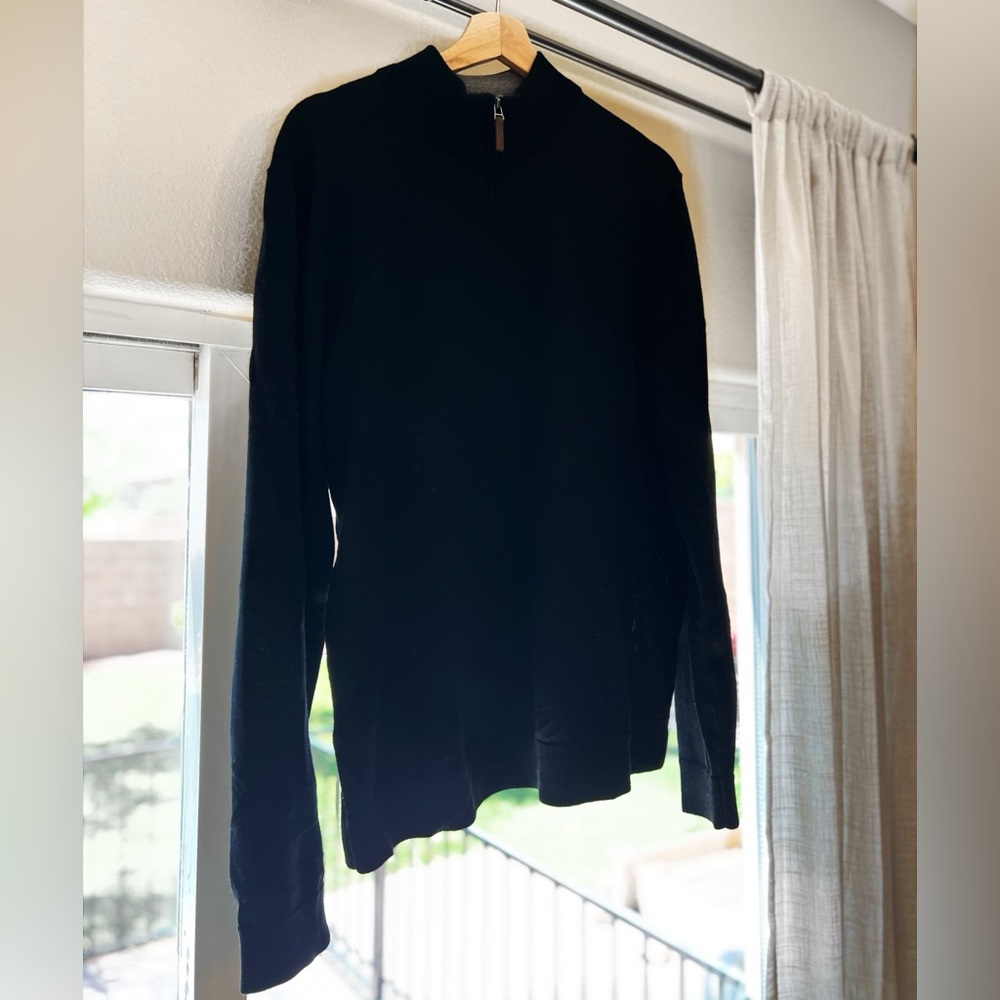 Excellent Condition Black Men’s Nordstrom Shop Sweater (Merino Wool!)🫶